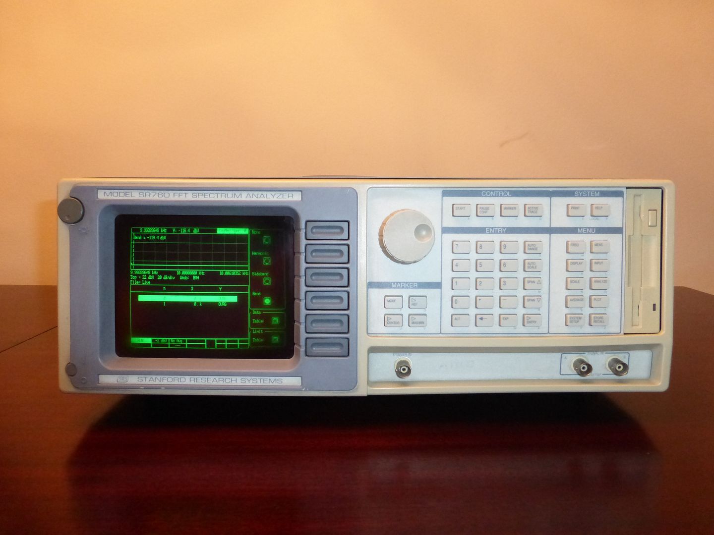 Stanford Research SR760 100 kHz FFT Network/Spectrum Analyzer